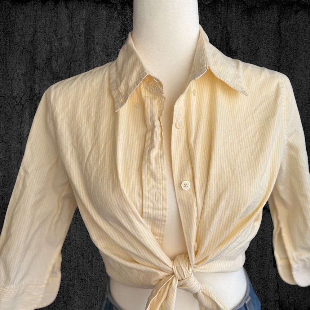 Soft and classic gap cream button up